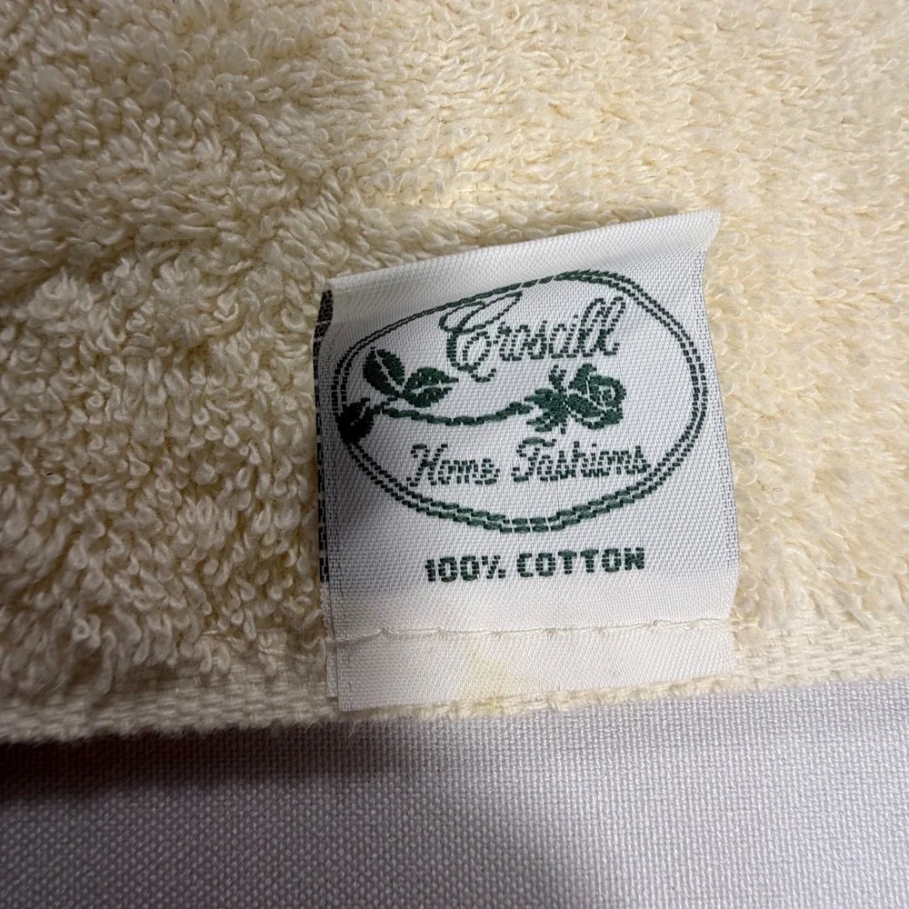 Croscill Home Fashions Vintage Floral Rose Lilac Cotton Hand Towel Cream Bundle